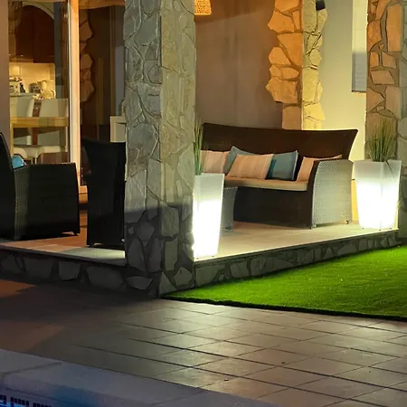 Casa En L Escala Con Piscina Y Wifi Free *