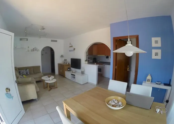Дом отдыха Casa En L Escala Con Piscina Y Wifi Free Ля Эскала
