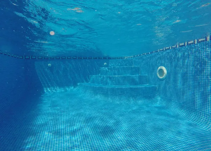 Casa En L Escala Con Piscina Y Wifi Free * Ля Эскала