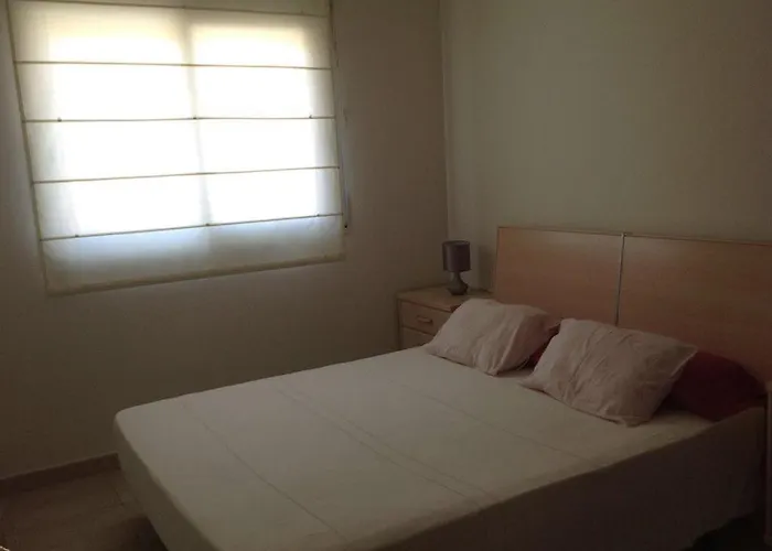 Дом отдыха Casa En L Escala Con Piscina Y Wifi Free Ля Эскала